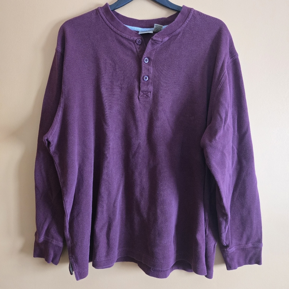 L. L. Bean Mens Burgundy Long Sleeve Henley Shirt, PTP=27.25"